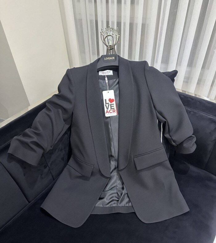 Blazer femme coupe droite – Manches retroussées, disponible en 3 couleurs / ❌️❌️Épuisé❌️❌️